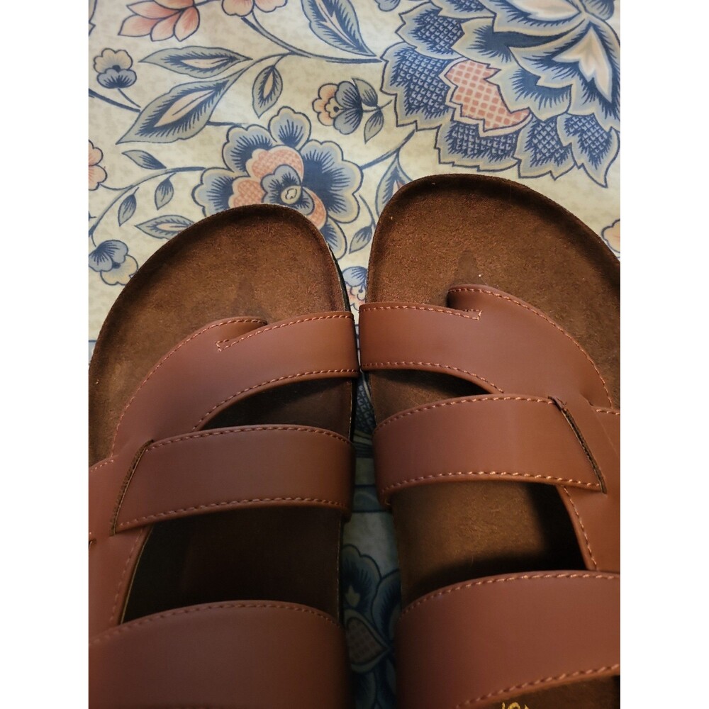 Sandals - Picture 3 of 3